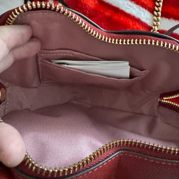 Coach Heart-Shaped Pink Crossbody Bag with Gold Accents - Picture 7 of 10